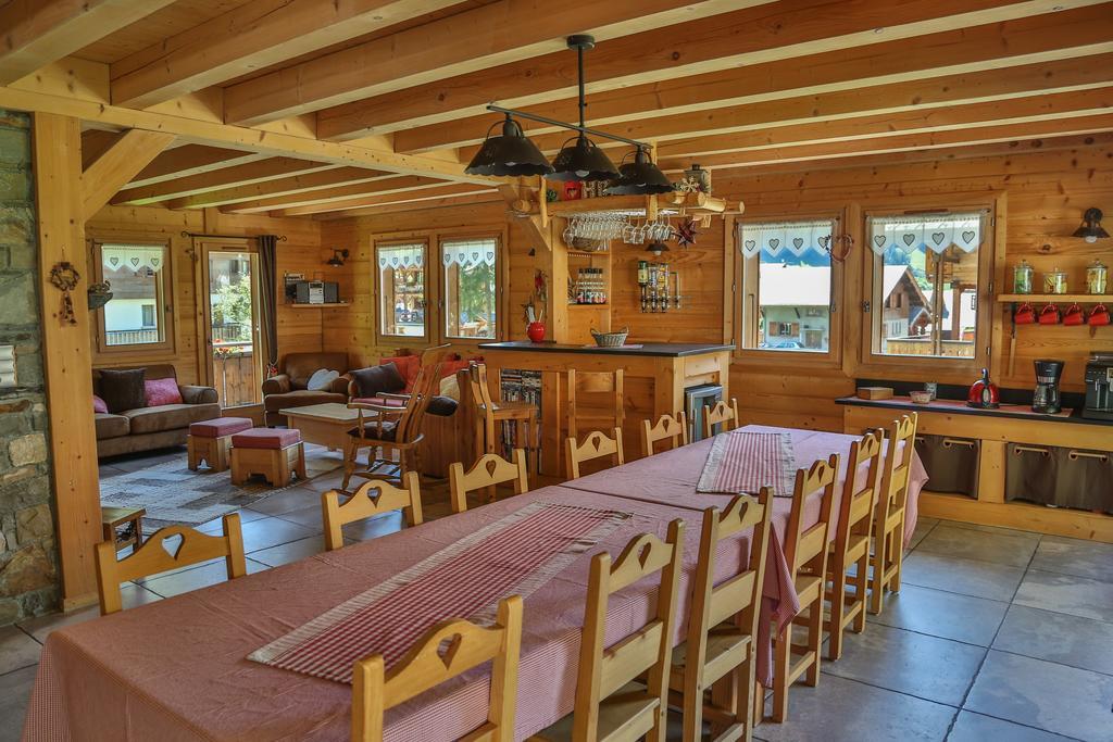 Bed And Breakfast Chalet Manava Morzine Ngoại thất bức ảnh
